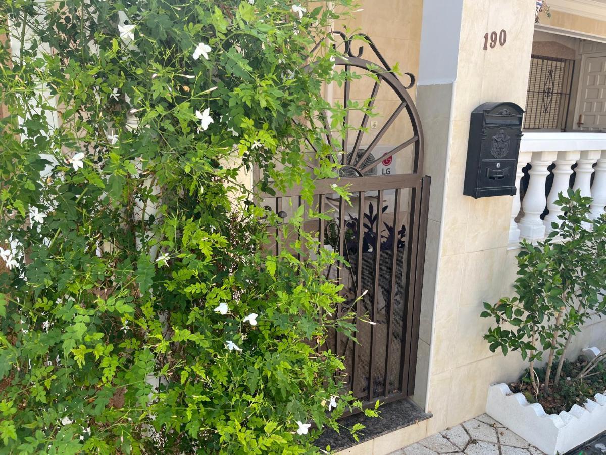 La Marina Urb, Beautiful 4 Bedroom House, Alicante, San Fulgencio, Spain ภายนอก รูปภาพ